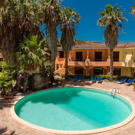 Tranquile Village Sleeps 2 With Child Palau
